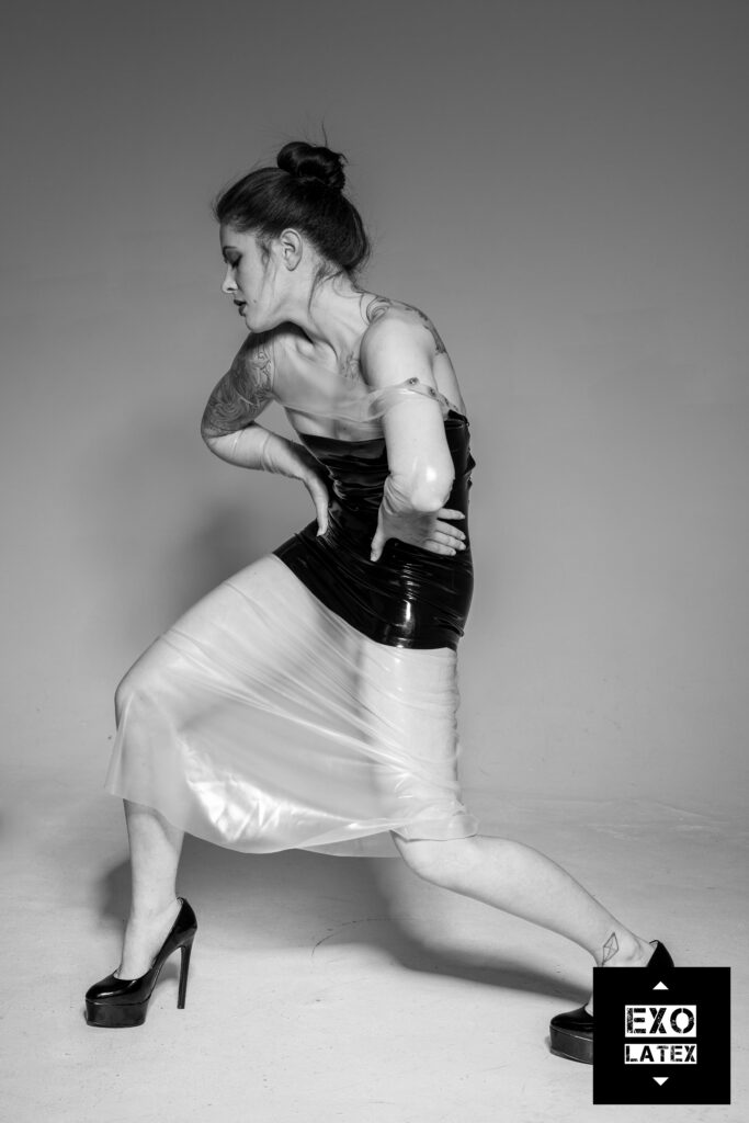 Exo Latex_YAllahverdiyev_Camille_2022-2552