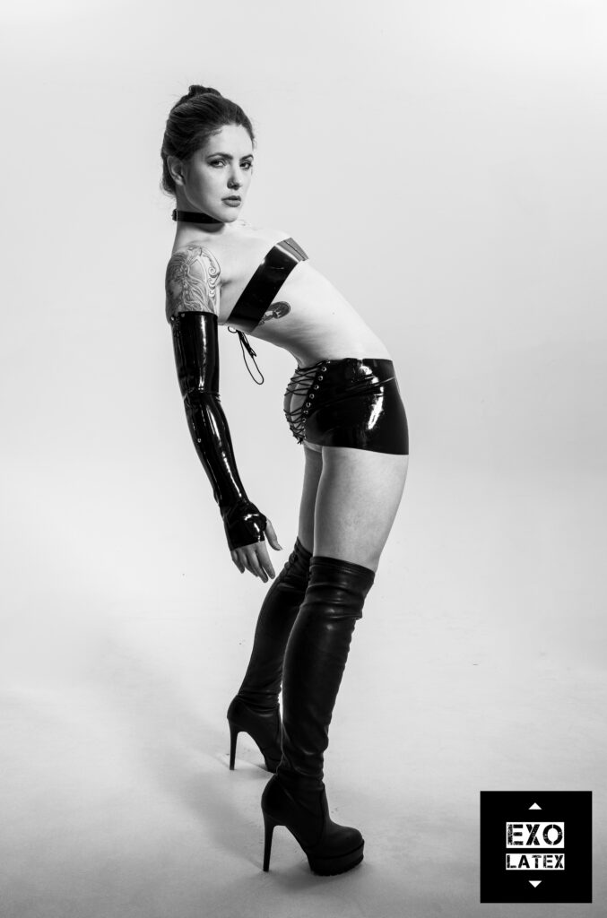 Exo Latex_YAllahverdiyev_Camille_2022--7